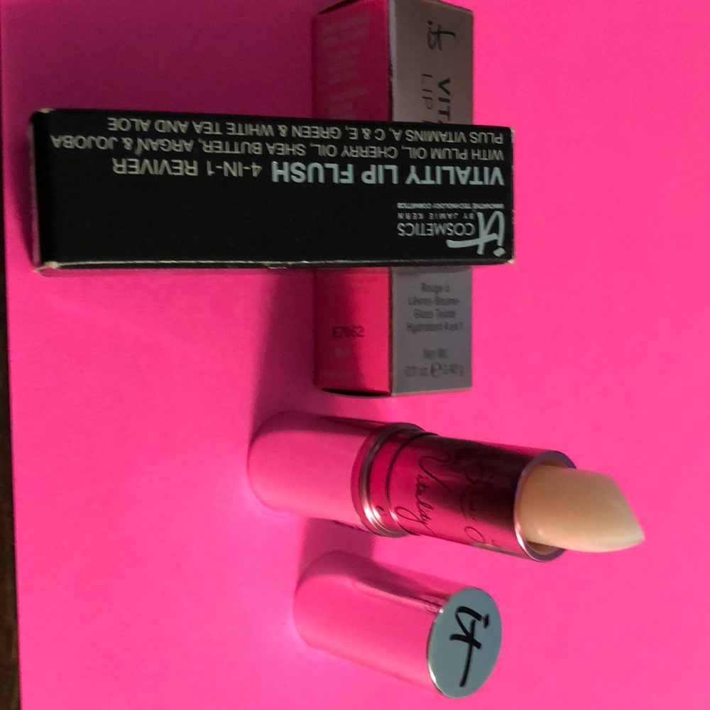 IT VITALITY LIP FLUSH